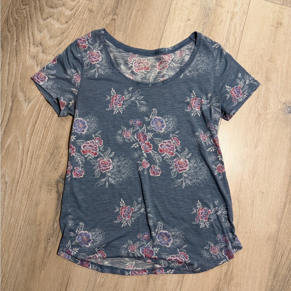 Mudd Blue and Pink Floral Short Sleeve Top